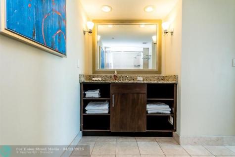 2670 E Sunrise Boulevard Fort Lauderdale FL 33304