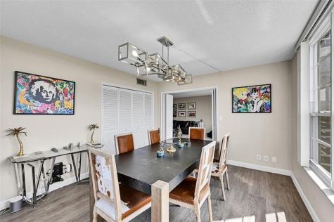 605 Oaks Drive Pompano Beach FL 33069