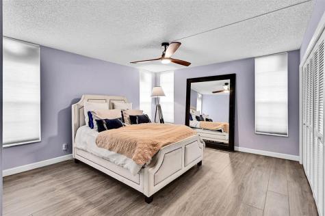 605 Oaks Drive Pompano Beach FL 33069