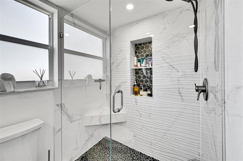 605 Oaks Drive Pompano Beach FL 33069