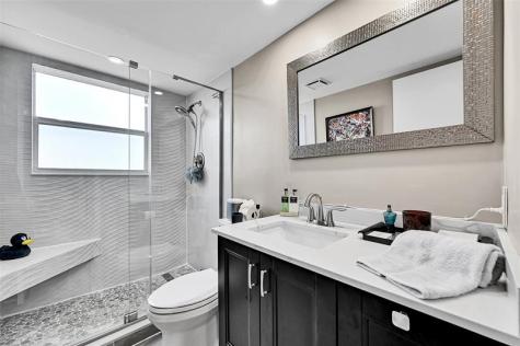 605 Oaks Drive Pompano Beach FL 33069
