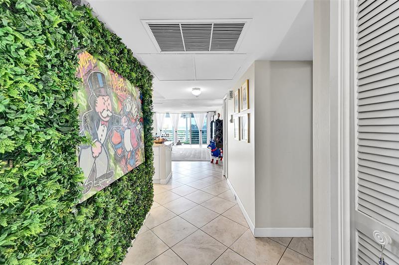 605 Oaks Drive Pompano Beach FL 33069