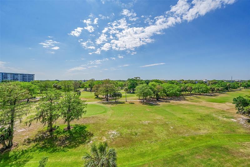 605 Oaks Drive Pompano Beach FL 33069