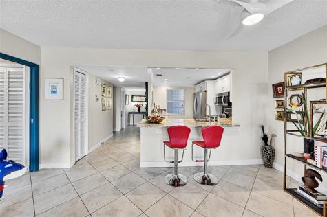 605 Oaks Drive Pompano Beach FL 33069