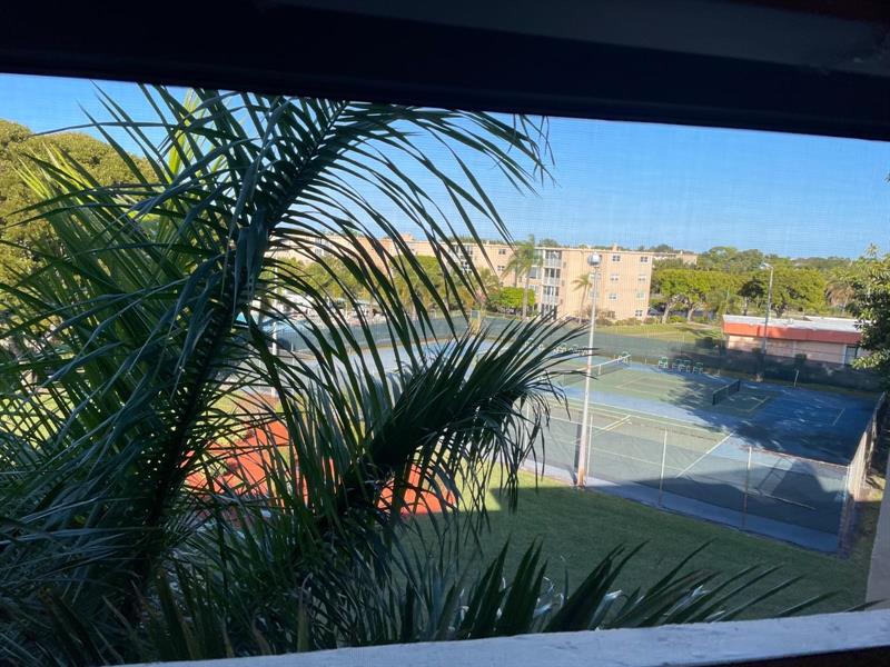 2520 NE 1st Court Boynton Beach FL 33435