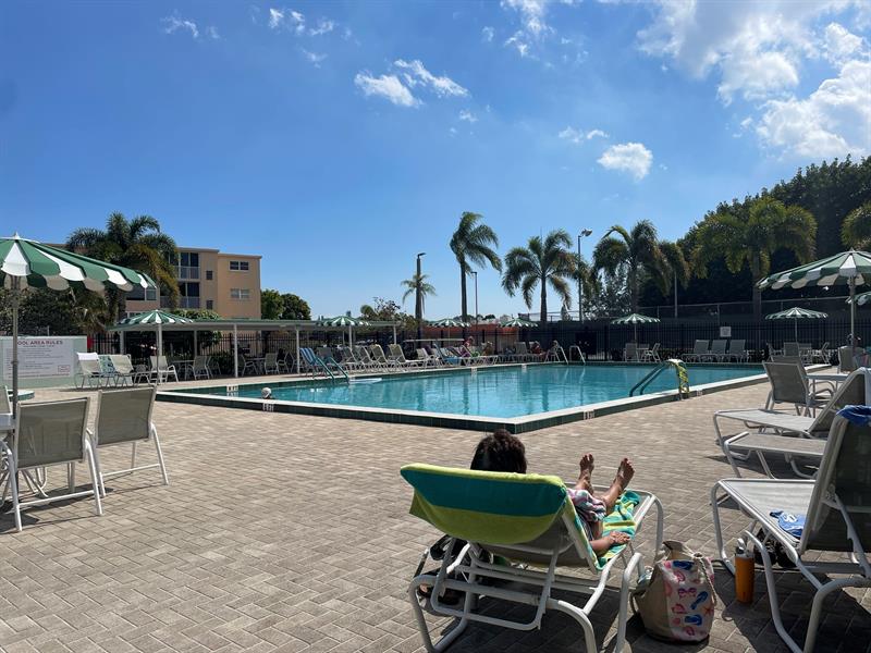 2520 NE 1st Court Boynton Beach FL 33435