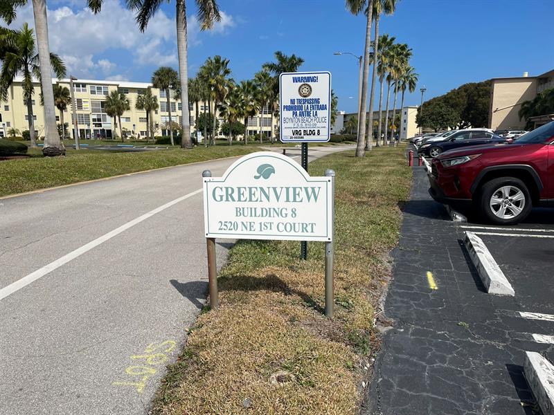 2520 NE 1st Court Boynton Beach FL 33435