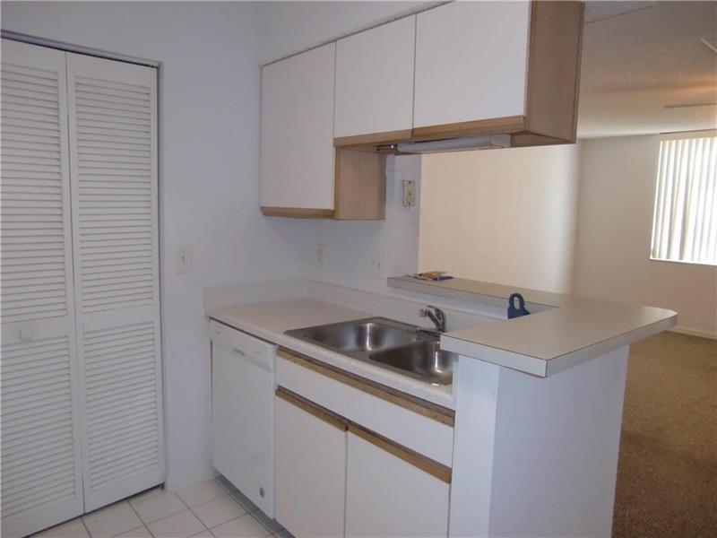 4045 W Mcnab Road Pompano Beach FL 33069