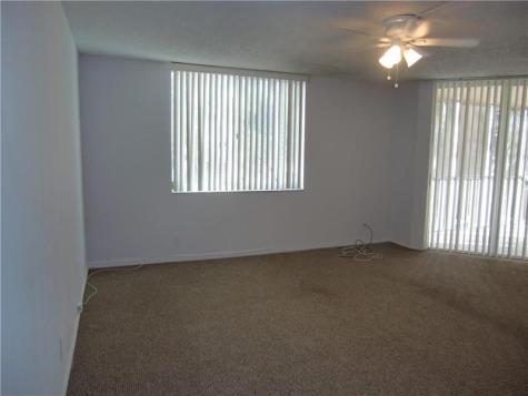 4045 W Mcnab Road Pompano Beach FL 33069