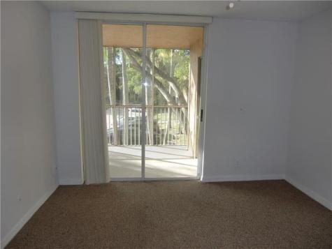 4045 W Mcnab Road Pompano Beach FL 33069