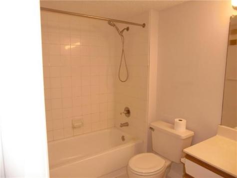 4045 W Mcnab Road Pompano Beach FL 33069