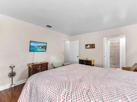 6171 SW 6th Margate FL 33068