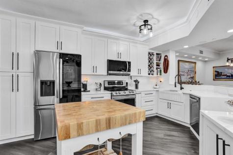 7755 Yardley Drive Tamarac FL 33321