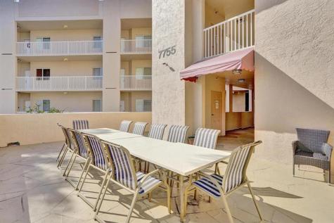 7755 Yardley Drive Tamarac FL 33321