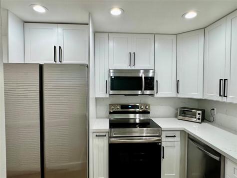 84 Centennial Court Deerfield Beach FL 33442