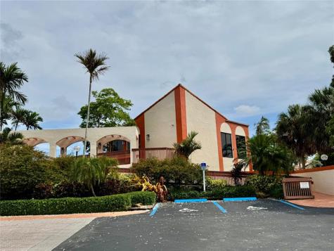 84 Centennial Court Deerfield Beach FL 33442