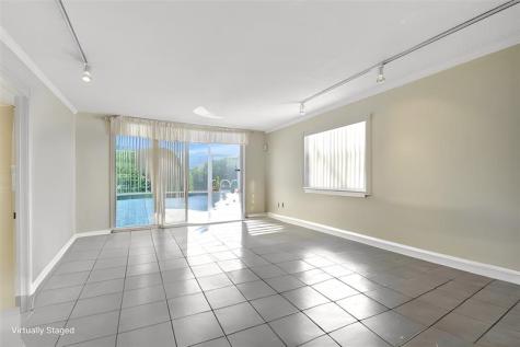 689 NE 6th Court Boynton Beach FL 33435