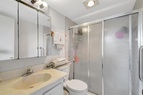 689 NE 6th Court Boynton Beach FL 33435