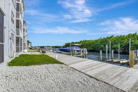 689 NE 6th Court Boynton Beach FL 33435