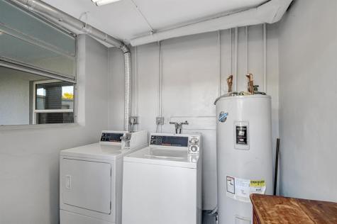 689 NE 6th Court Boynton Beach FL 33435