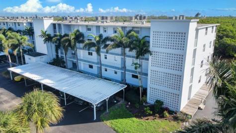 689 NE 6th Court Boynton Beach FL 33435