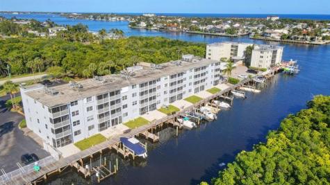 689 NE 6th Court Boynton Beach FL 33435