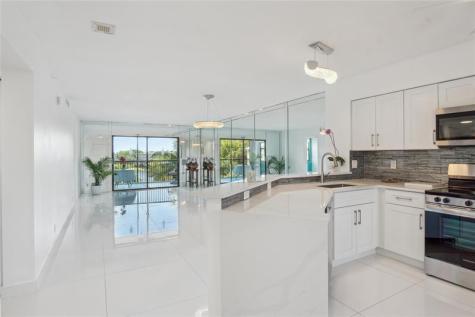 2205 S Cypress Bend Drive Pompano Beach FL 33069