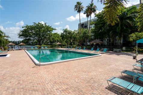 2205 S Cypress Bend Drive Pompano Beach FL 33069
