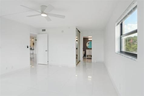 2205 S Cypress Bend Drive Pompano Beach FL 33069