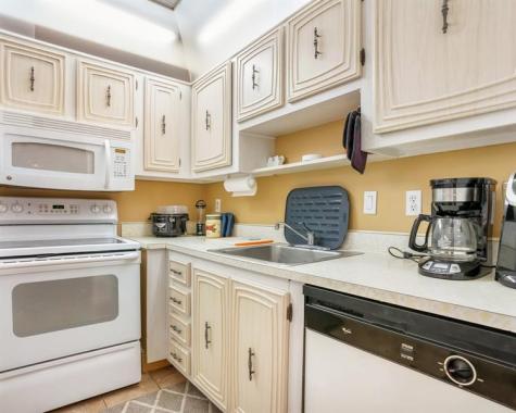 2851 Somerset Drive Lauderdale Lakes FL 33311