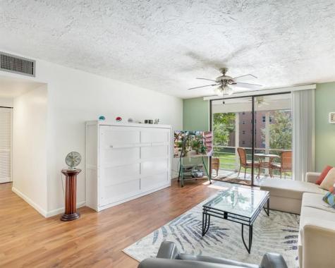 2851 Somerset Drive Lauderdale Lakes FL 33311