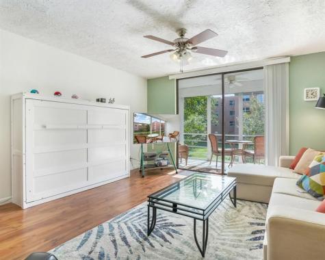 2851 Somerset Drive Lauderdale Lakes FL 33311