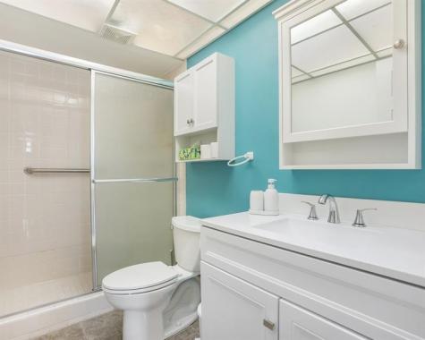 2851 Somerset Drive Lauderdale Lakes FL 33311