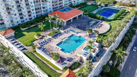 3020 NE 32nd Avenue Fort Lauderdale FL 33308