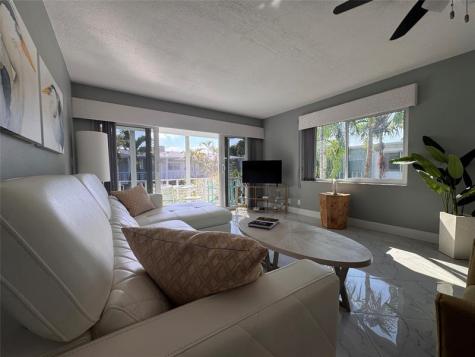 2151 NE 42nd Court Lighthouse Point FL 33064