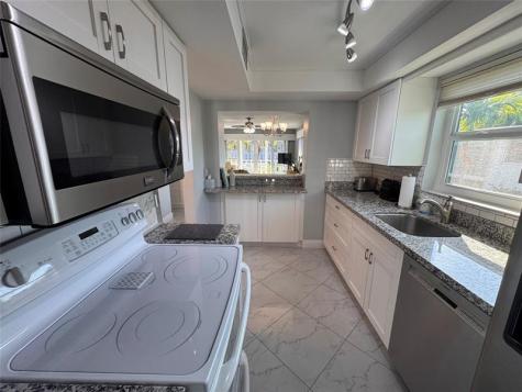 2151 NE 42nd Court Lighthouse Point FL 33064