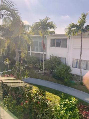 2151 NE 42nd Court Lighthouse Point FL 33064