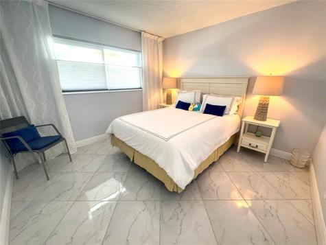 2151 NE 42nd Court Lighthouse Point FL 33064