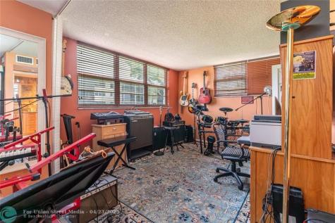 820 S Hollybrook Drive Pembroke Pines FL 33025