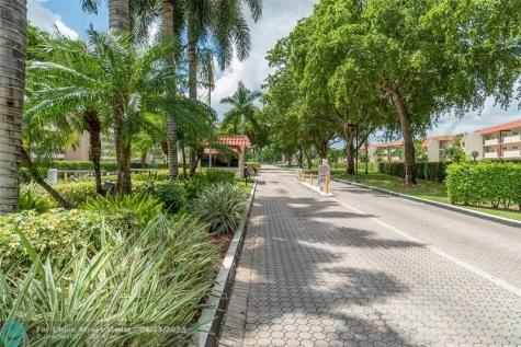 820 S Hollybrook Drive Pembroke Pines FL 33025