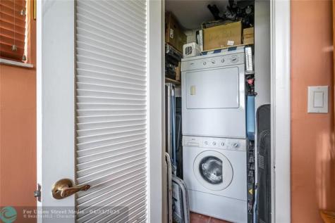 820 S Hollybrook Drive Pembroke Pines FL 33025