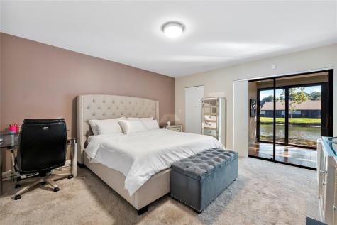 3260 Carambola Circle S Coconut Creek FL 33066