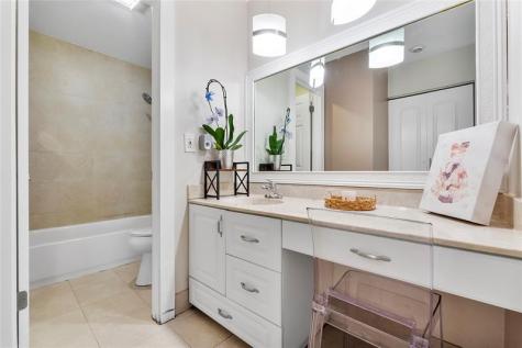 3260 Carambola Circle S Coconut Creek FL 33066