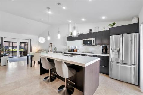 3260 Carambola Circle S Coconut Creek FL 33066