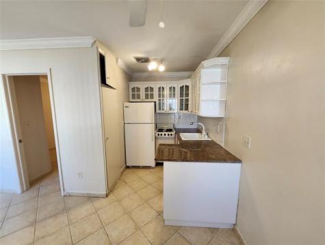 2213 Lincoln Street Hollywood FL 33020