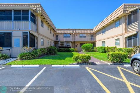 633 Brittany N Delray Beach FL 33446