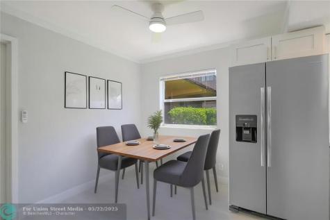 633 Brittany N Delray Beach FL 33446