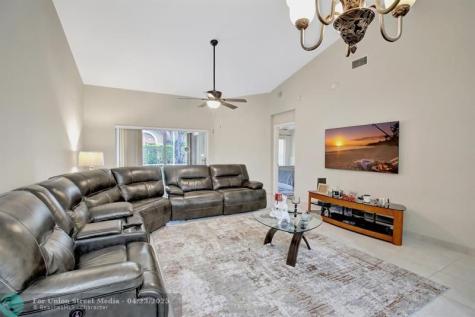 9720 Malvern Drive Tamarac FL 33321