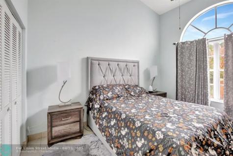 9720 Malvern Drive Tamarac FL 33321