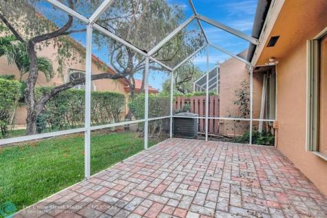9720 Malvern Drive Tamarac FL 33321